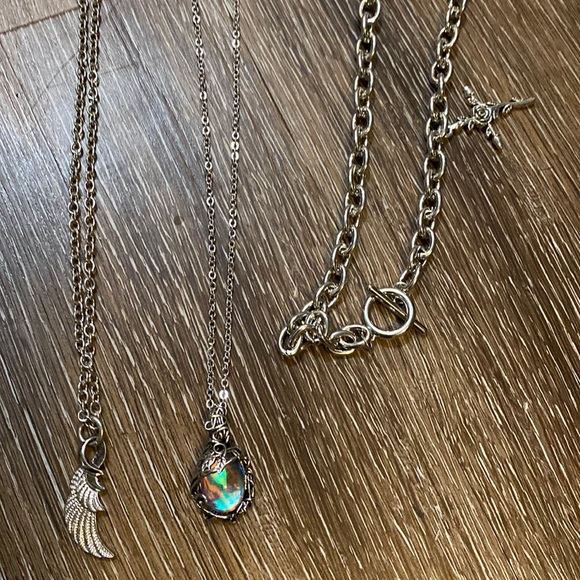 Three Hot Topic necklaces - Picture 1 of 4